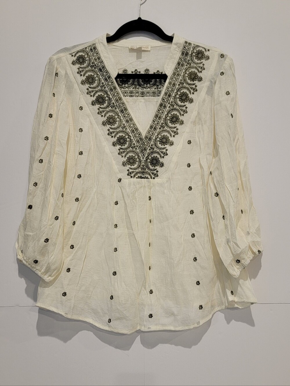Fig + Flower 1X Ivory Black Embroidered Boho Peasant Blouse Rayon Tunic